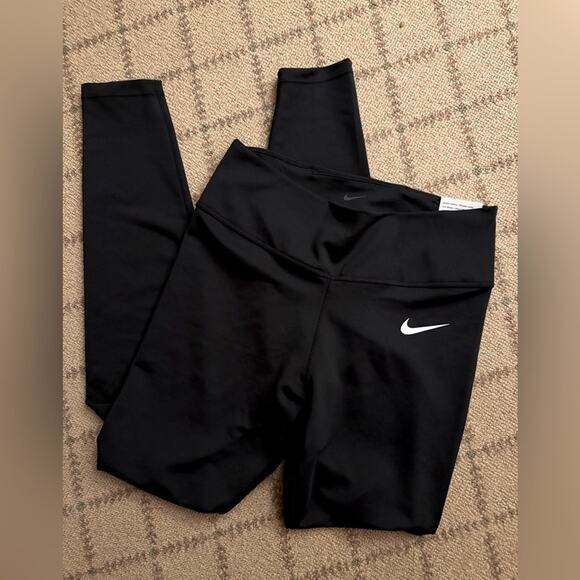Nike One black full length athletic leggings w white Nike Swoosh NWT M - Picture 1 of 10